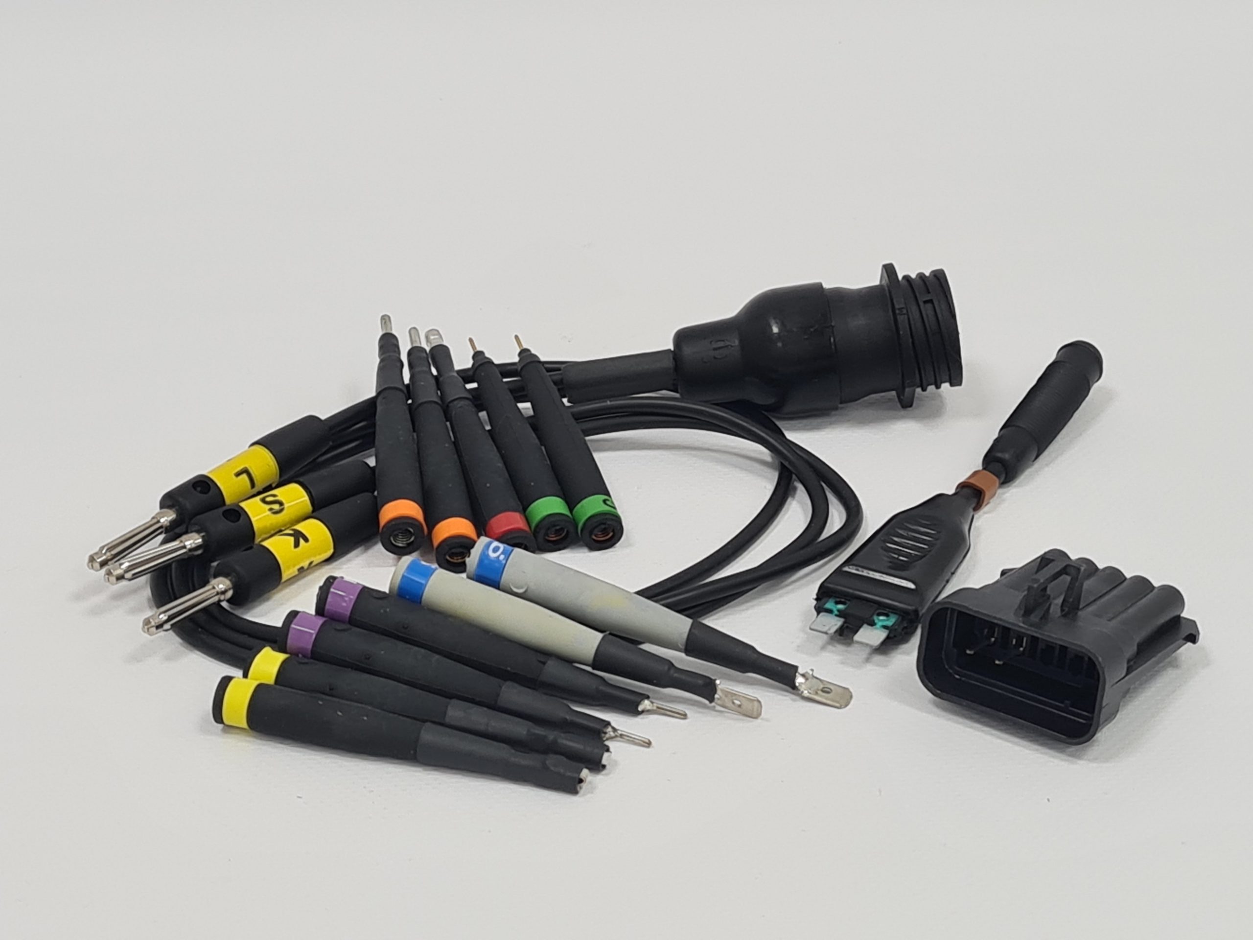 Кабель универсальный K/L, 3151/C14 — изображение 2